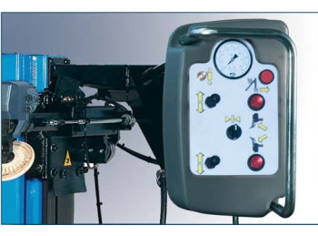 DESARMADORA DE RUEDAS
ROYAL M-928 - IP SYSTEM 